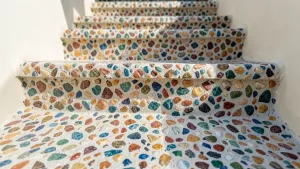 Tynk mozaikowy na schody